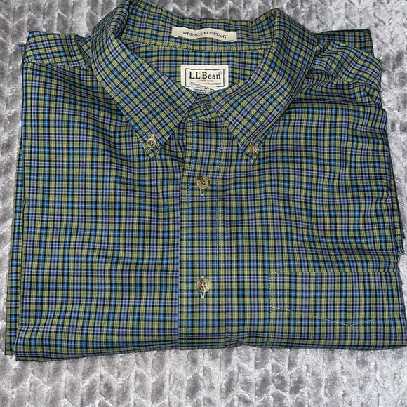 L. L. Bean Plaid Button Down Long Sleeve Shirt.  100% Cotton.  Size XL. - Picture 1 of 7